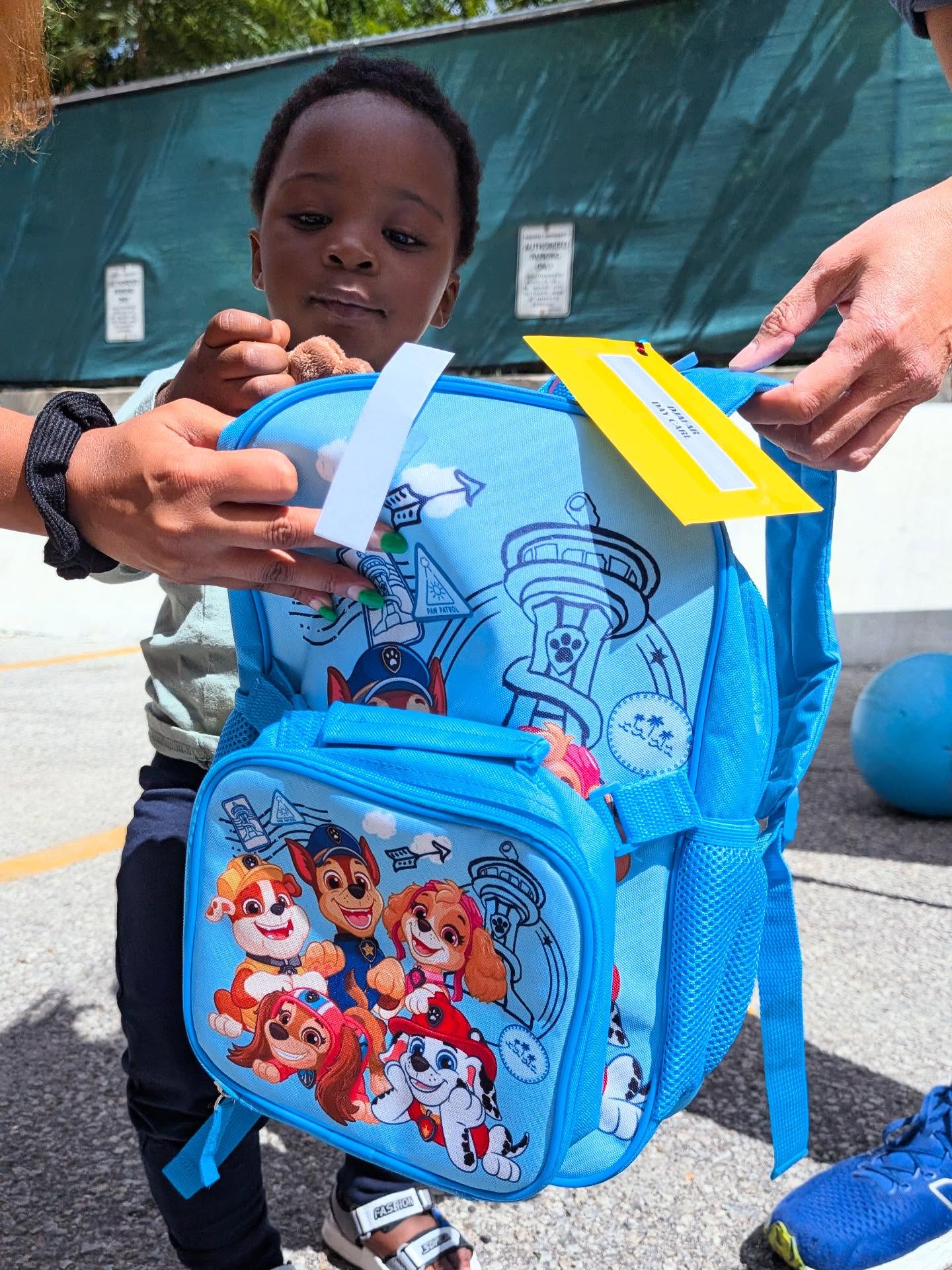 New year, new beginnings! 🎒🎒🎒🎒🎒Back to School is special around here.
We held our #backtoschool BBQ recently, providing 34 children living at Christie with brand-new backpacks filled with school supplies. Ten families who recently moved out of the shelter were also gifted with new school supplies.
Thank you to the generous donors who helped make this back-to-school gift possible 💕
#backtoschool2025📚✏️ #refugeeshelter #refugeesintoronto #refugeechildren #refugeeeducation