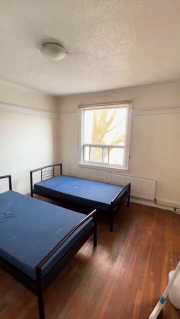 Ever wondered what a room at Christie for a family of three or a family of four (with newborn) looks like?

For the first time in a long time, we have empty rooms at Christie. This is a trend almost every holiday season as families rise to the pressure of securing housing in order to spend their first Christmas in Canada in their own space.

In total, six families have or will have moved out of Christie this month. 
.
.
.
#refugeeshelter #refugeesintoronto #refugeefamilies